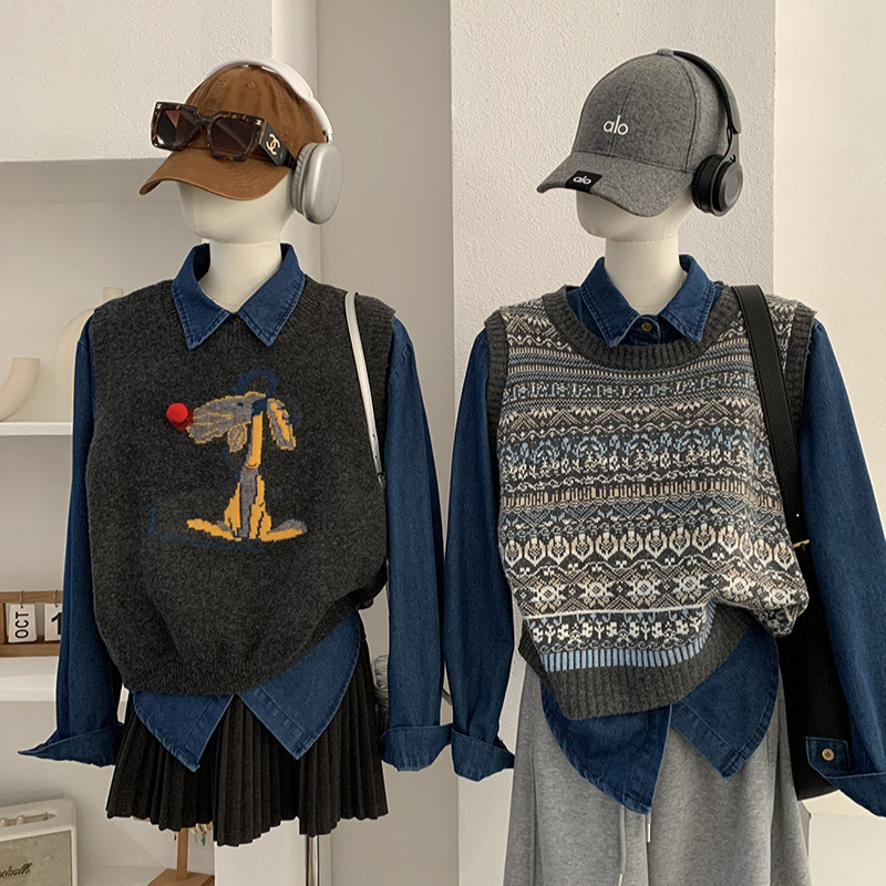 Omalai Lapel Single-Breasted Long-Sleeved Denim Shirt Layered with Round-Neck Sleeveless Knitted Vest Two-Piece Set 6016 Omalai Lapel Single-Breasted Long-Sleeved Denim Shirt Layered with Round-Neck Sleeveless Knitted Vest Two-Piece Set 6016