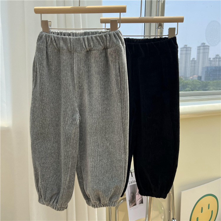 2024 Korean Autumn Children's Solid Color Light Core Plush for Boys and Girls Loose Feet Tights, Long Pants, Sports_voghion.com