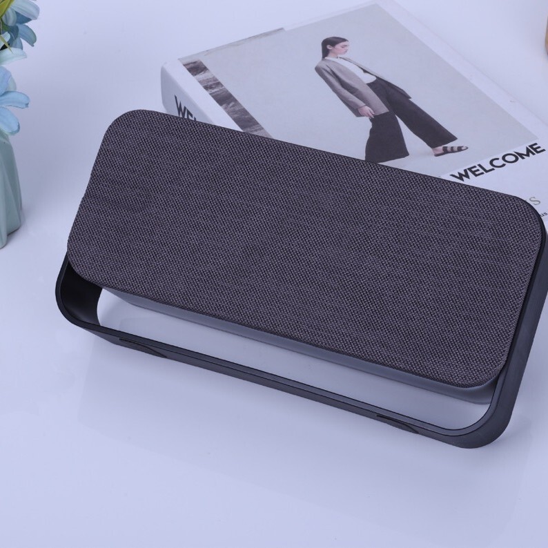 跨境新款方形布艺蓝牙音箱 家用RGB便携插卡扬声器低音炮蓝牙音响|undefined