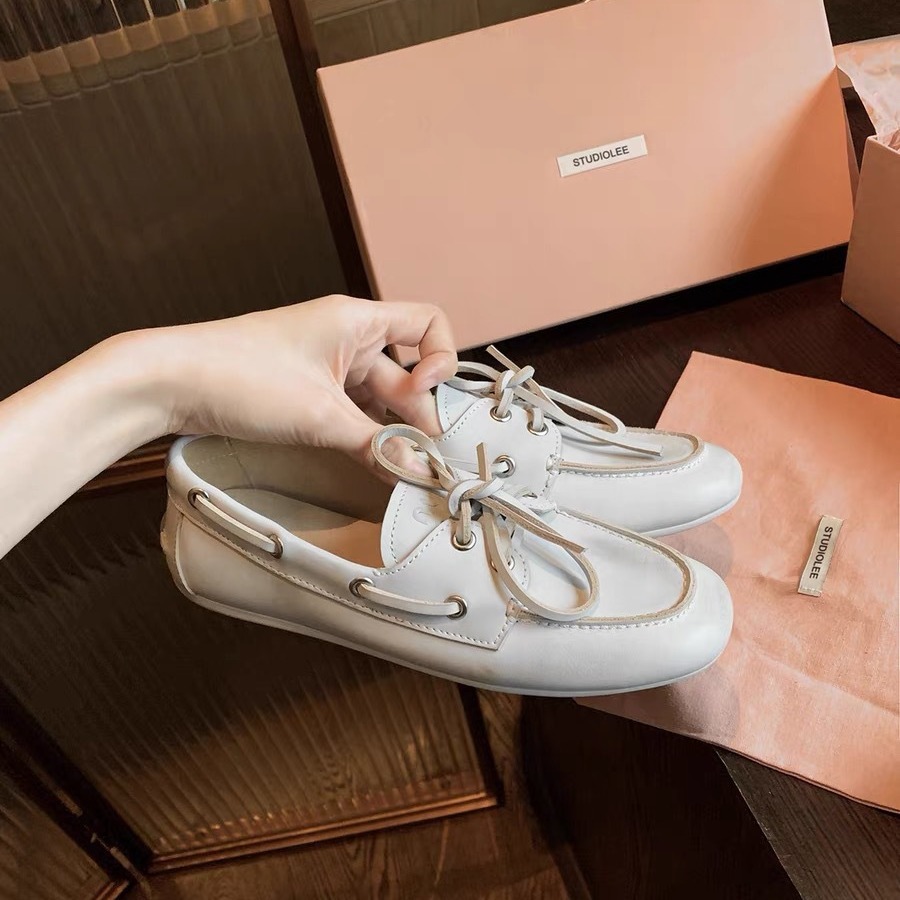 现货复古英伦风做旧脏脏系带软底休闲乐福鞋复古一脚蹬平底小皮鞋