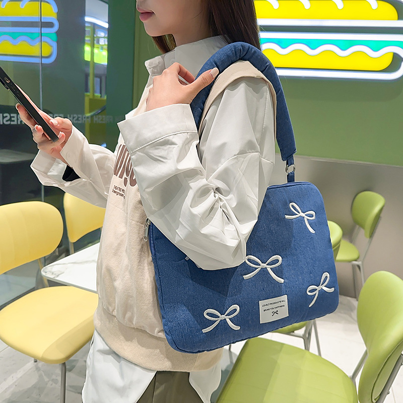 Korean Fashion Spring Denim Embroidered Laptop Bag, Fashionable New Versatile Shoulder Bag, Tablet Bag