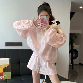 小个子时尚休闲运动套装女2025夏新款防晒风衣外套粉色短裤两件套