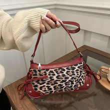 2025新款女包个性新月包包腋下单肩包时尚气质洋气斜挎包手提小包