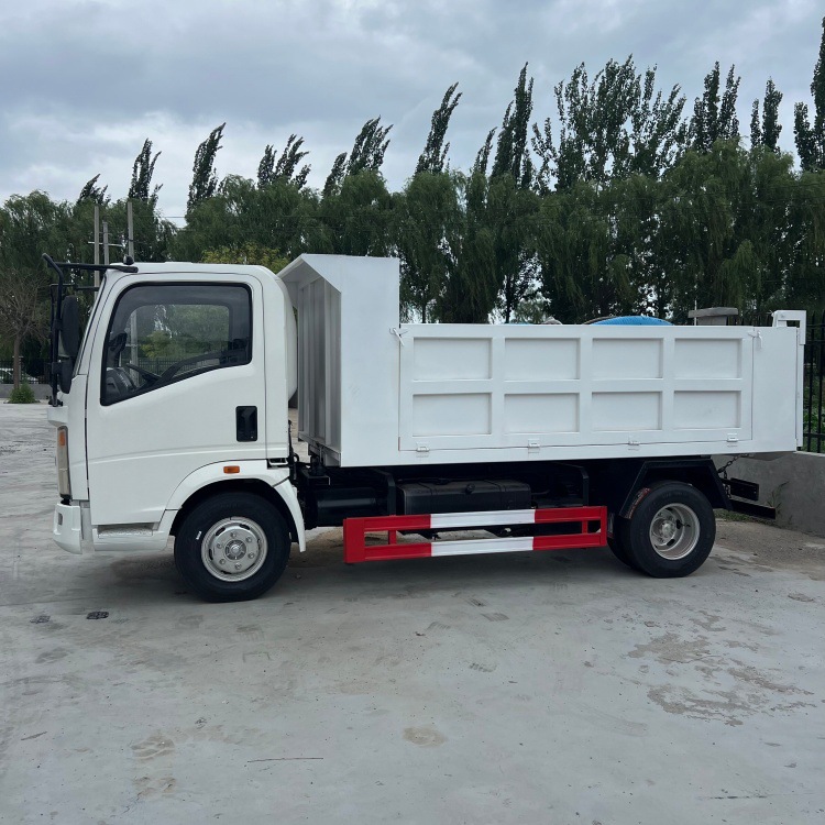 Exported to Africa: Light-duty cargo truck, 4x2 small truck, Sinotruk HOWO small truck, 3-6 ton dump truck