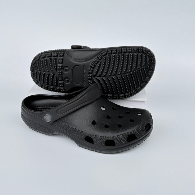 Crocs Classic Couple Style Celebrity Fashion Flat Breathable Beach Sandals for Men and Women Wholesale from Manufacturer
