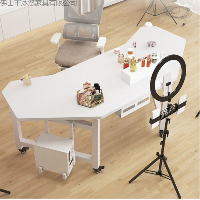 Live Streaming Table, Table for Streamers, Movable Computer Desk, Streamer's Office Desk, Rotating Live Streaming Workstation