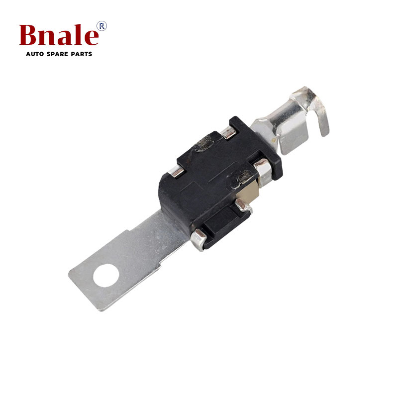 Lr033014 Lr026101 Is Suitable for Land Rover Range Rover Evoque Car Parts Battery Positive Terminal Harness