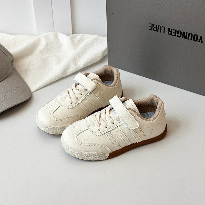 Zapatos deportivos para niños otoño 2025 nuevos zapatos de entrenamiento para niños grandes zapatos de skate casuales para niños pequeños zapatos Agan