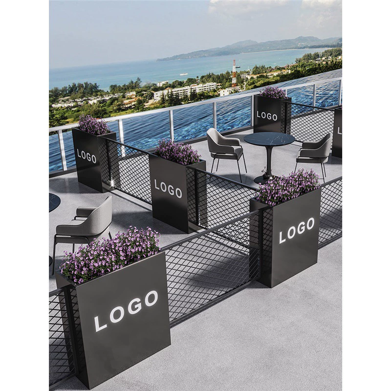 Открытый цветочный ящик перегородка клумба внутренний двор железный бизнес улица