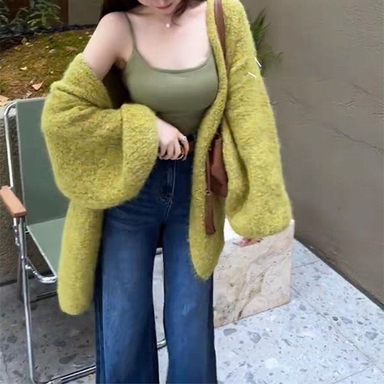 Original Early Autumn Women's Korean Style Green White Lantern Sleeve Knitted Cardigan Lazy Style Slim Sweater Jacket