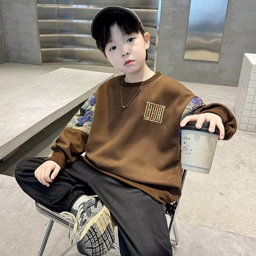 Children's clothing boys autumn crew neck sweatshirt with fleece for middle and large children, stylish boy streetwear winter top trendy