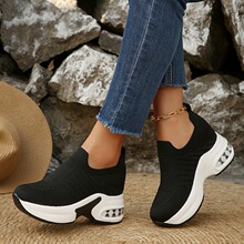 �����¿�Ů���m͸�����e�w���\��Ь�¸���Ь��וr��ŮЬ