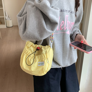 �nϵins�Lб���2026�¿��ɫˮͰ���ް����K�\�Ӱ����e�ٴ�Ů��