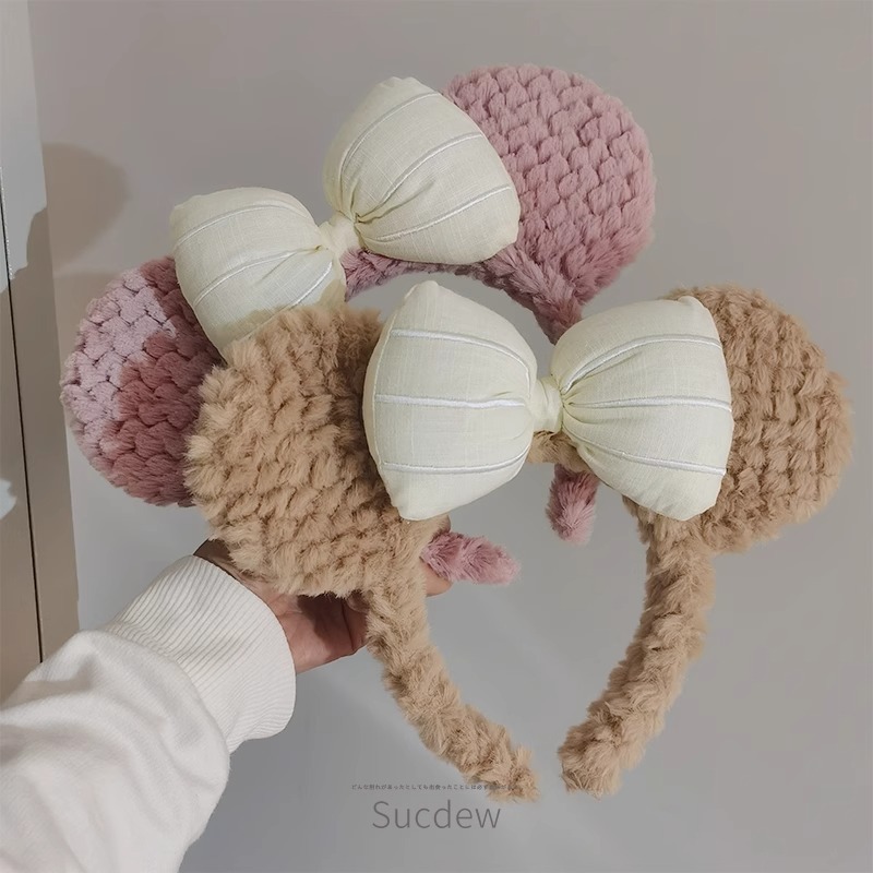 Cartoon headband with bow