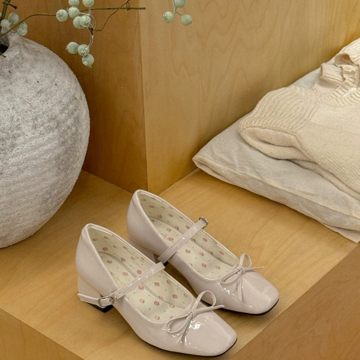 Нежная фея Мэри Джейн обувь весна 2025 французская элегантная вишневая пыльца квадратная голова с мелким каблуком вечерняя одиночная обувь