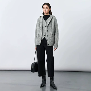 定制2026新款复古简约慵懒风连帽针织开衫毛衣外套女宽松设计感