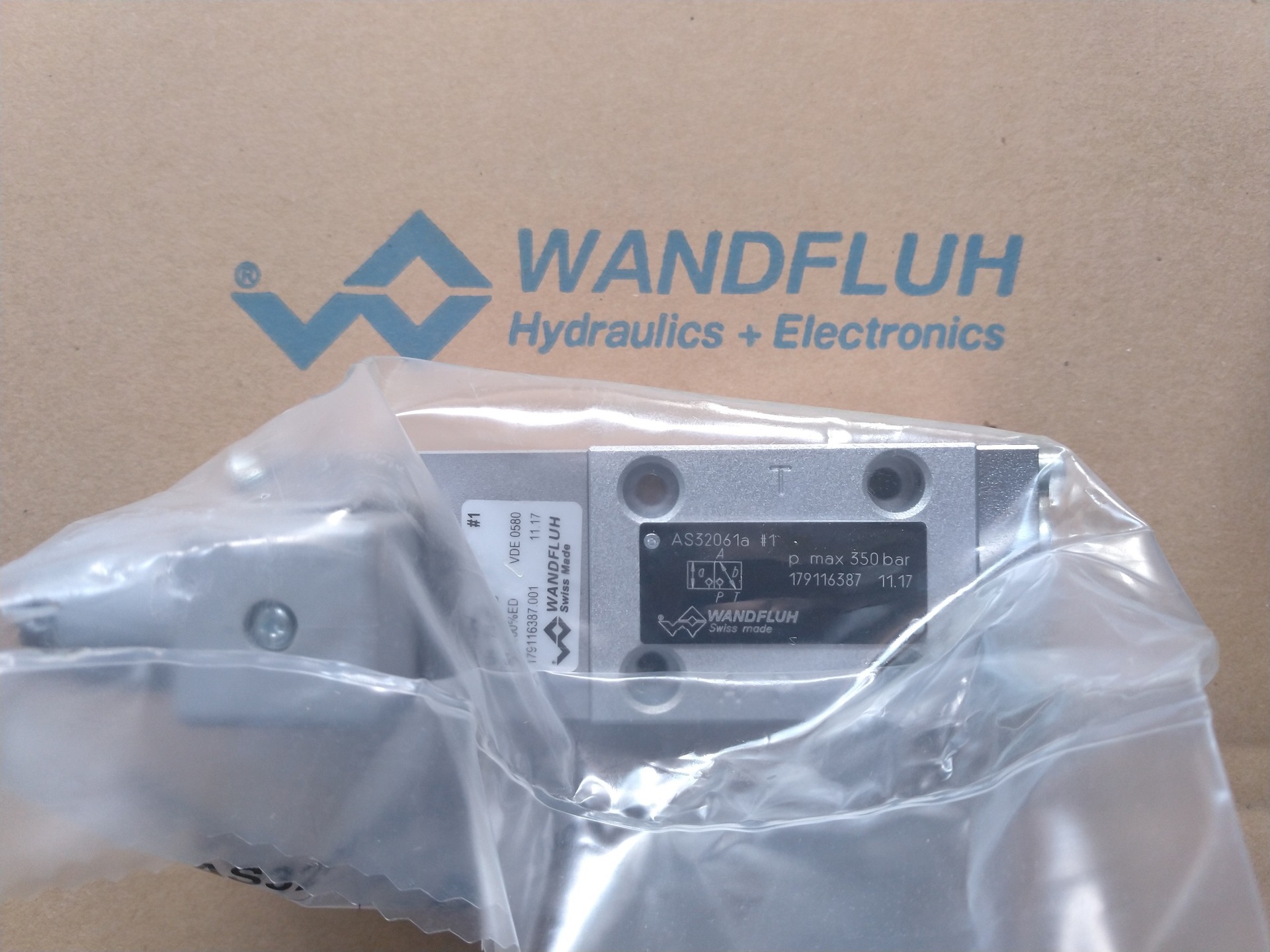 瑞士万福乐WANDFLUH电磁阀AE4J60-G24万福乐AE4J60-G24