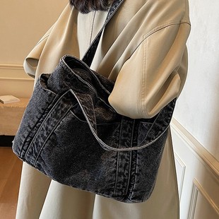 Capacious denim one-shoulder bag, shoulder bag