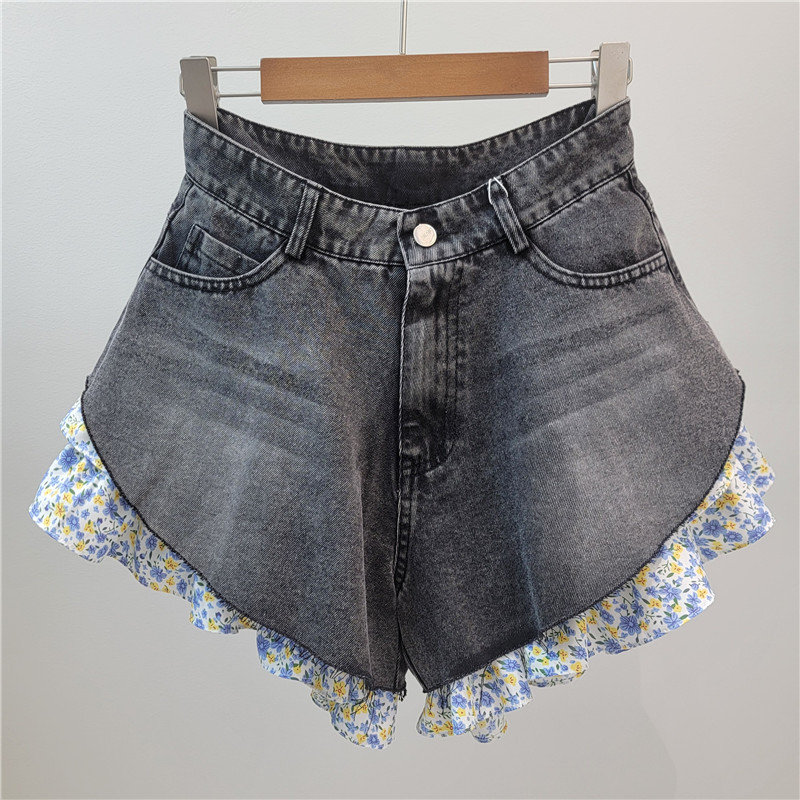 Pantalones Cortos de Mezclilla Anchos de Mezclilla con Empalme de Encaje y Lavado Desgastado