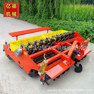 新款大蒜播种机四轮车后推式行距株距可多行播种汽油自走式热销