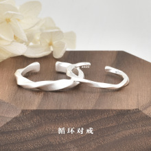 s925���yѭ�hĪ�Ȟ�˹��H��ָ���sС��ĥɰŤ�y�_�ڌ���羳�Ʒ