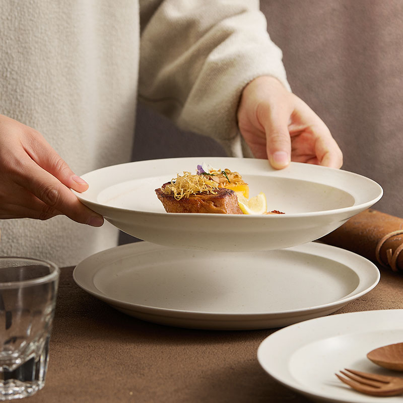 Platos de cerámica de estilo japonés con platos de comida occidentales platos de carne de vaca y cordero platos de alta gama simple comercial