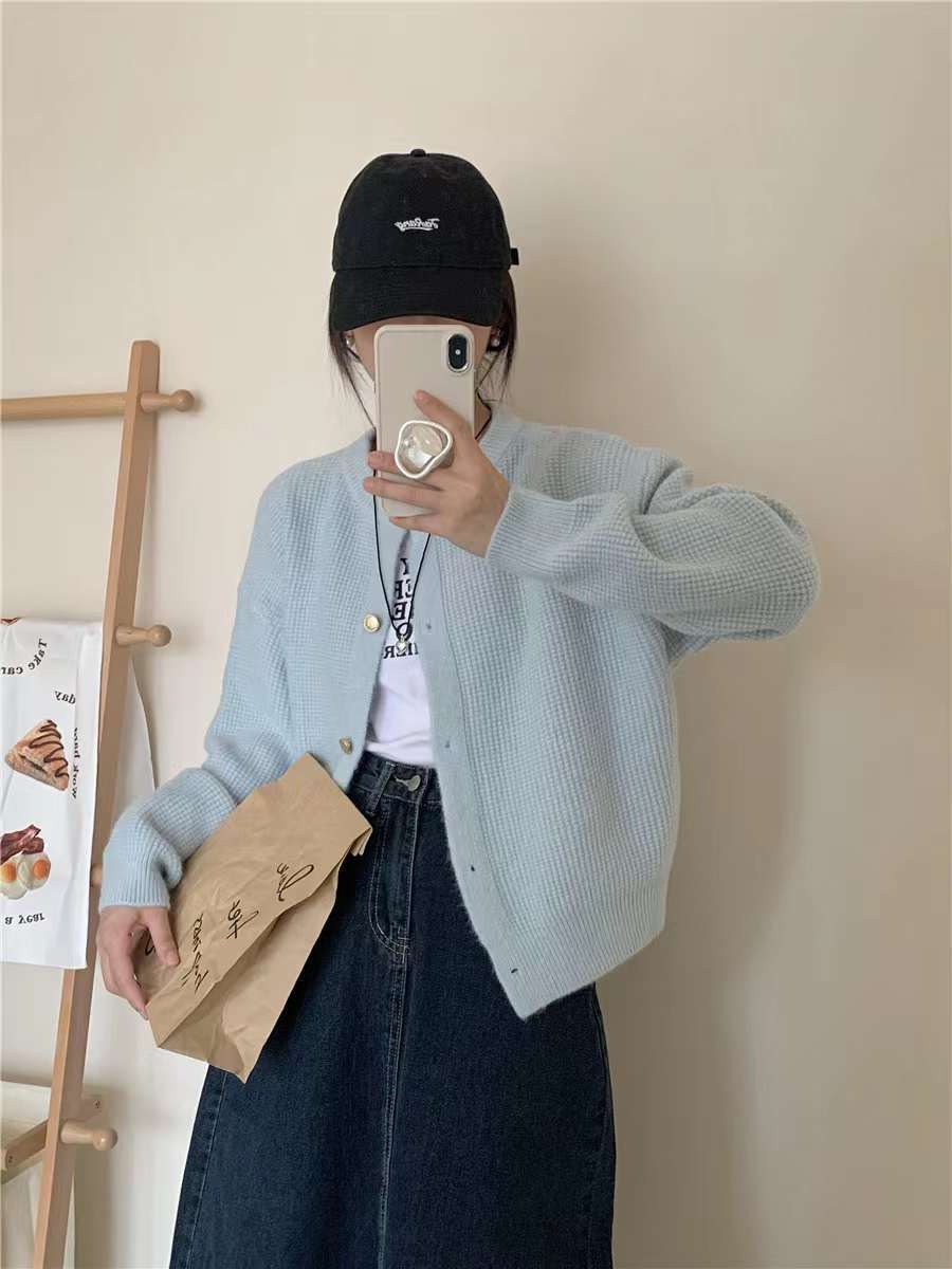 24 invierno Puyuan 2024 otoño nuevo estilo de ropa de mujer suéter de punto perezoso estilo coreano cardigan image 3