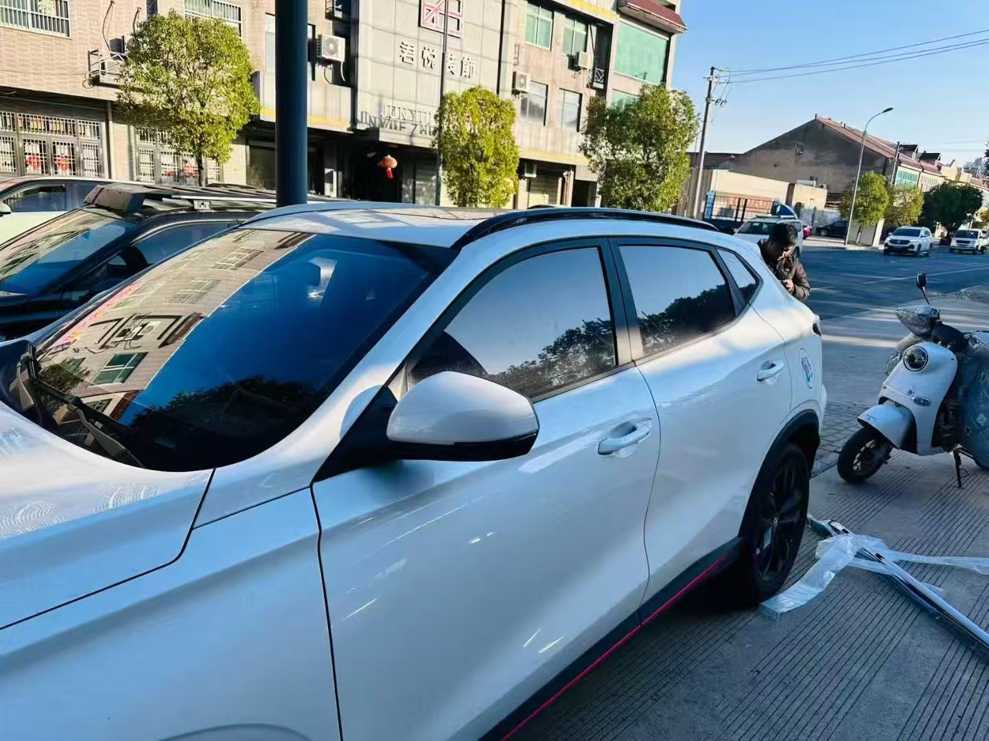 Suitable for Changan X5plus screw-type luggage rack modification, essential for load-bearing travel, Changan Oushang X5 luggage rack