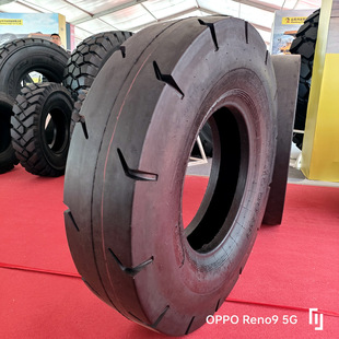 Factory mine smooth tire scraper tire 10.00-20 loader construction machinery tire model is complete