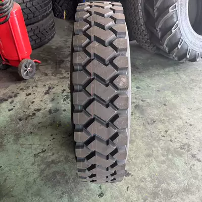 Off-road şinlər Truck 11R24.5 11R22.5