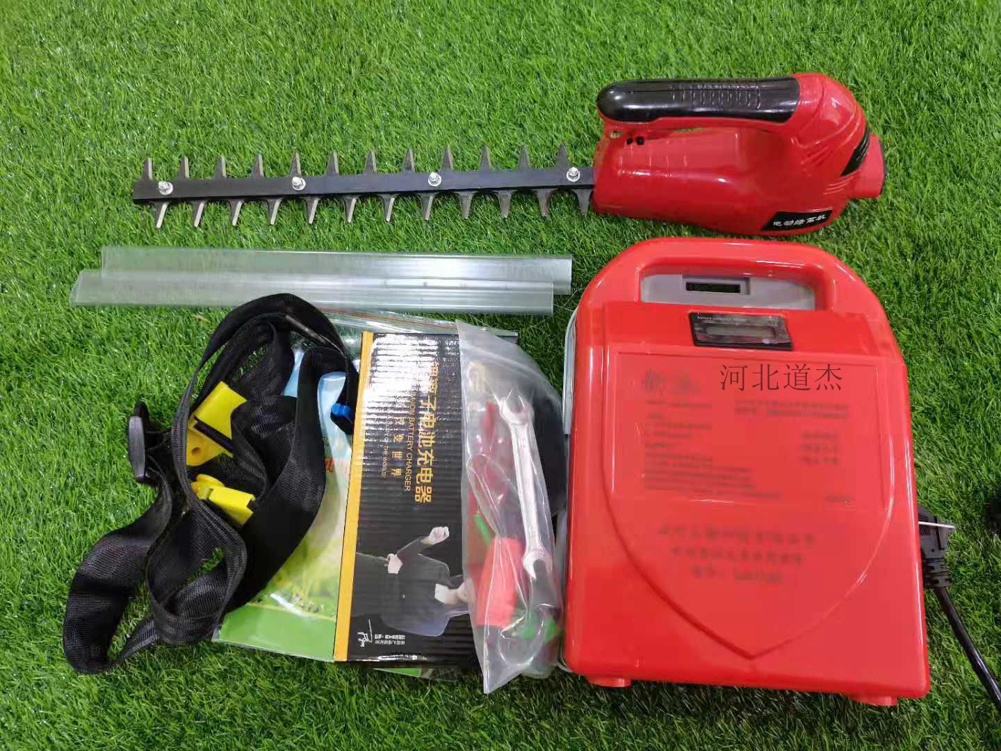 24V电动绿篱机（双刃平形剪）各种园林机械工具配件13363725690