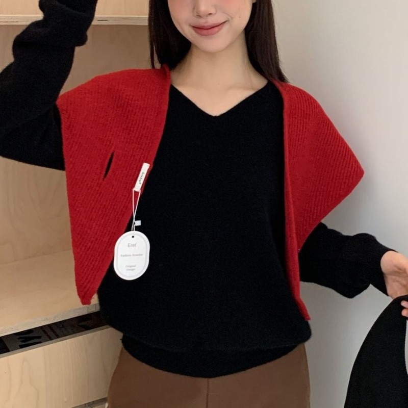 2025春秋新款高级感纯色三角形披肩女韩版时尚护颈百搭针织小围巾|undefined