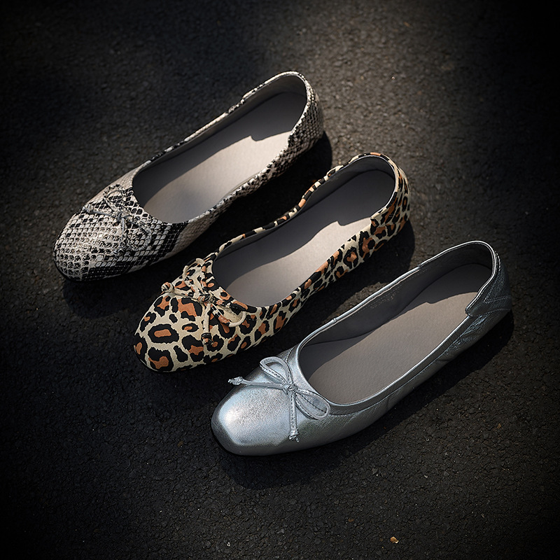 Niche Snake Sheepskin Shallow Mouth Women's Shoes 2024 Autumn New Round Toe Bow Ballet Style Flat Shoes