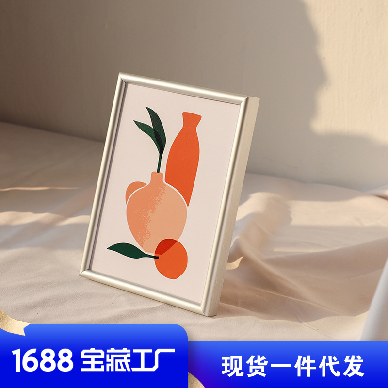 Aluminum Alloy small photo frame decoration creative 6-inch children's photo frame 7-inch photo album modern minimalist picture frame Aluminum Alloy small photo frame decoration creative 6-inch children's photo frame 7-inch photo album modern minimalist picture frame