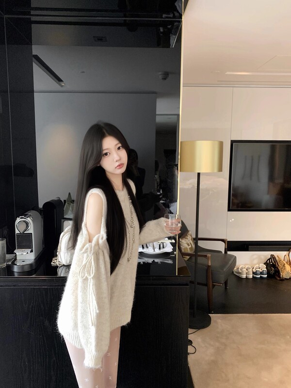 盘盘乖妹速成羊毛露肩抽褶系带针织衫女秋毛衣宽松氛围感上衣|undefined