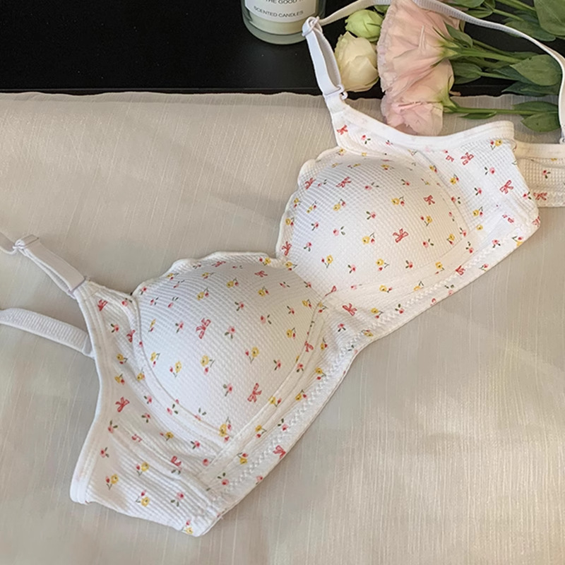 花柄小胸ブラ 大きい胸を小さく見せる プッシュアップ 夏用薄型ブラジャー 女性用 脇の肉が目立たない ノンワイヤー 着痩せ効果|undefined