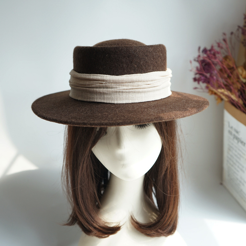 Japanese Style Brown Curry Cotton-linen Wool Flat Top Hat Women's Autumn and Winter French Retro Elegant British Felt Simple Japanese Style Brown Curry Cotton-linen Wool Flat Top Hat Women's Autumn and Winter French Retro Elegant British Felt Simple
