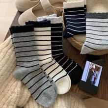 秋冬羊毛袜子女中筒袜加厚保暖条纹堆堆袜拼色花边袜百搭女士袜