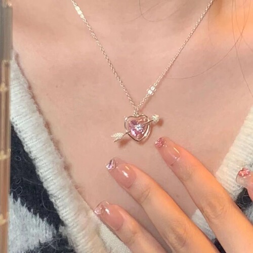 Arrow Through Heart Pink Diamond Female Student Necklace Love Clavicle Chain Light Luxury Niche Accessory Best Friend Necklace Birthday Gift