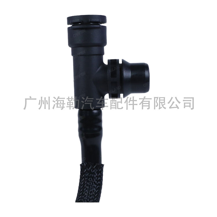 17128602612 Small Water Pipe for Auxiliary Water Tank Suitable for Bmw 5 Series (G38) 2017-2020