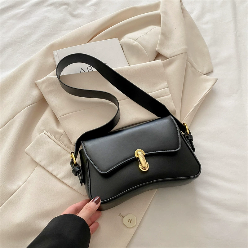 Иностранная маленькая сумка женская сумка 2025 новая мода на одно плечо подмышечная сумка текстура сплошной большой емкости