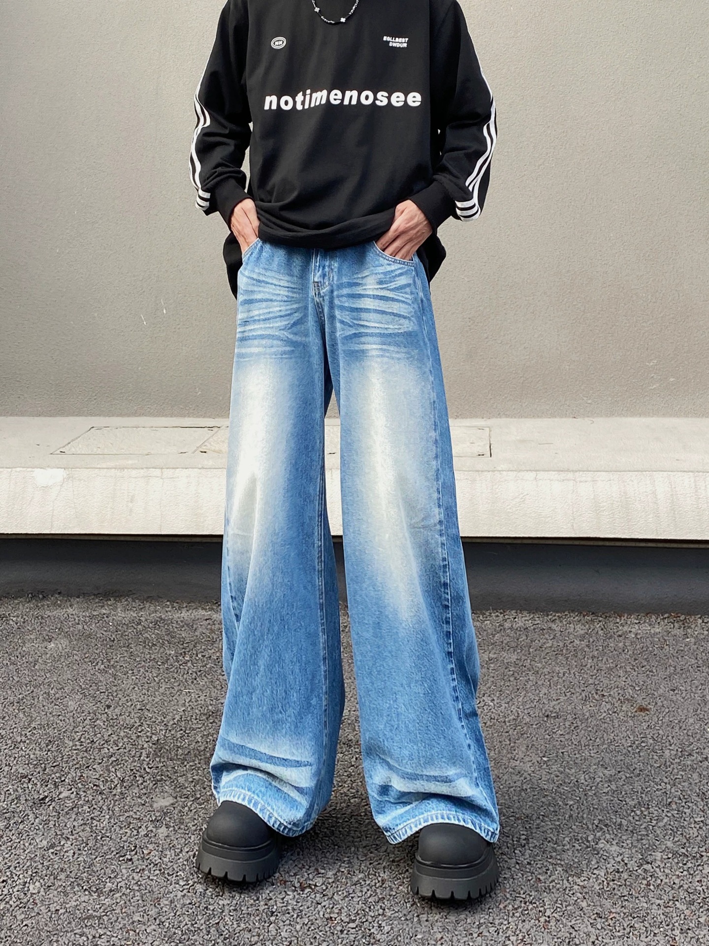 Vintage Washed Blue Wide Leg Jeans For Men & Women | Retro Loose Fit Straight Denim Pants | High Waist Comfort Styling_mkmklike.com