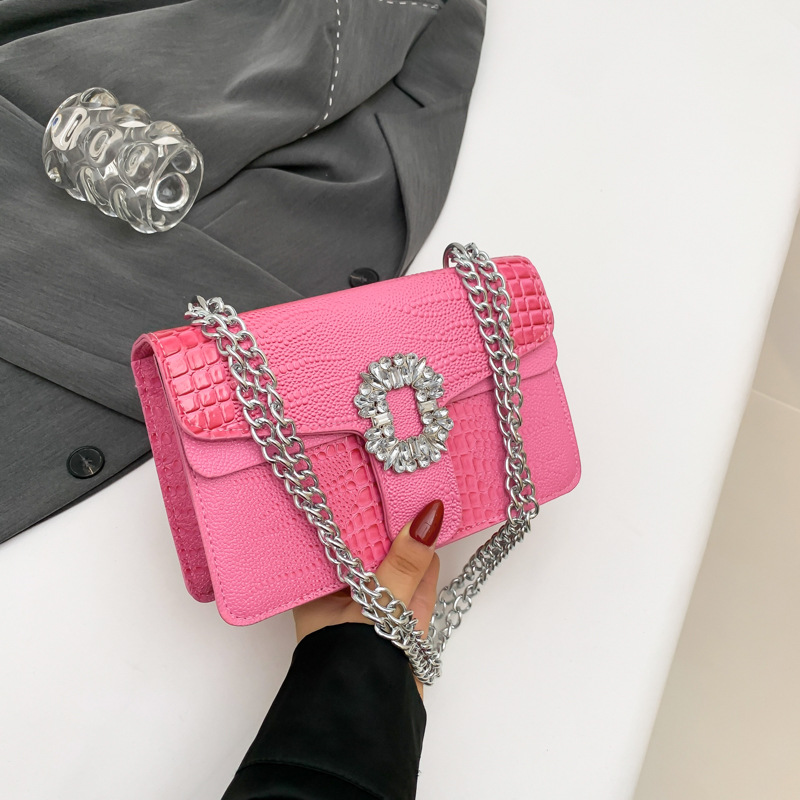 Vintage Crocodile Pattern Shoulder Bag With Diamond Chain Hardware_voghion.com