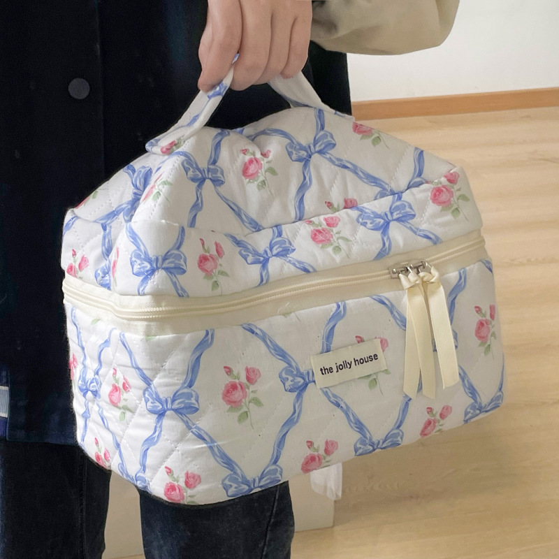 蝶結びの花の化粧バッグ大容量洗面バッグ宮廷風キルティング収納バッグ携帯用柔らかいハンドバッグバッグ|undefined