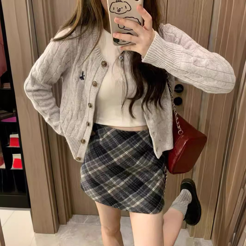 2024 New Korean style thick twist embroidered knitted cardigan women's autumn and winter college style all-matching coat top