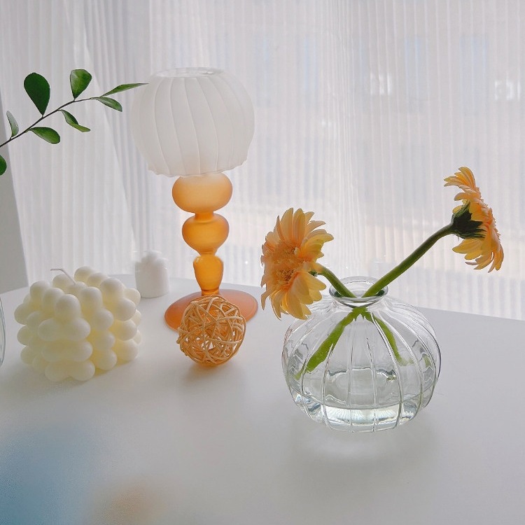 Nordic ins estilo simple vidrio pequeño florero botella de aromaterapia flor hidropónica flor seca florero al por mayor decoración de escritorio