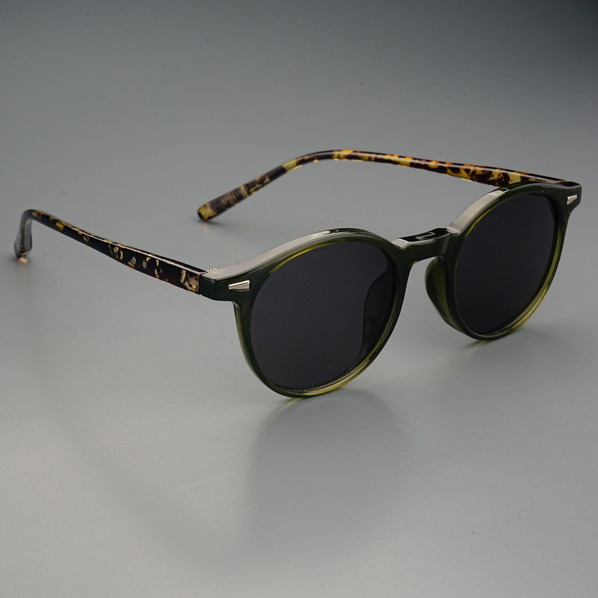 韓国版超軽量サングラス丸枠紫外線防止サングラスレトロなファッション個性日韓系丸枠近視メガネ