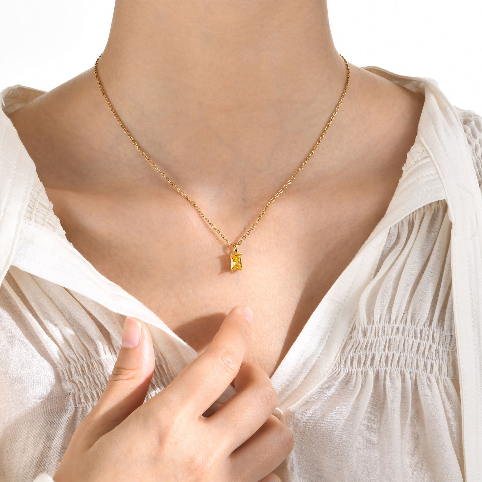 3g Weight Vacuum Plating Gold Plating Process Gold Plated Plating Material Zircon Inlay Material Pendant Necklace Classification 201 Stainless Steel Chain Material 1 Piece Quantity Daily Occasion 201 Stainless Steel Material Geometric Pattern Women'S Gender Plating Design Fashion Style Wholesale Jewelry Fashion Geometric 201 Stainless Steel Zircon Gold Plated Plating Stainless Steel Necklaces 13