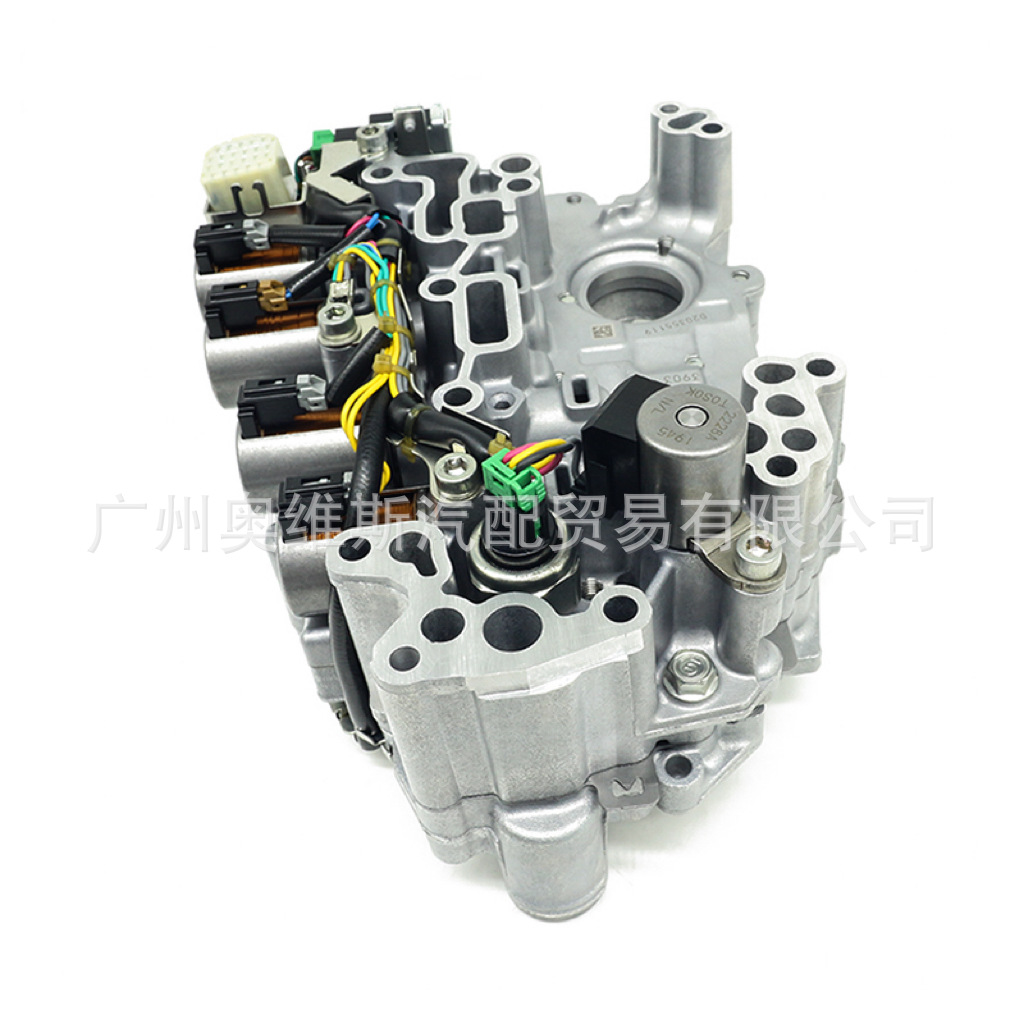 High QuAlity JF015E Auto PArts RE0f11A CVT JF015 TrAnsmission Body for NissAn