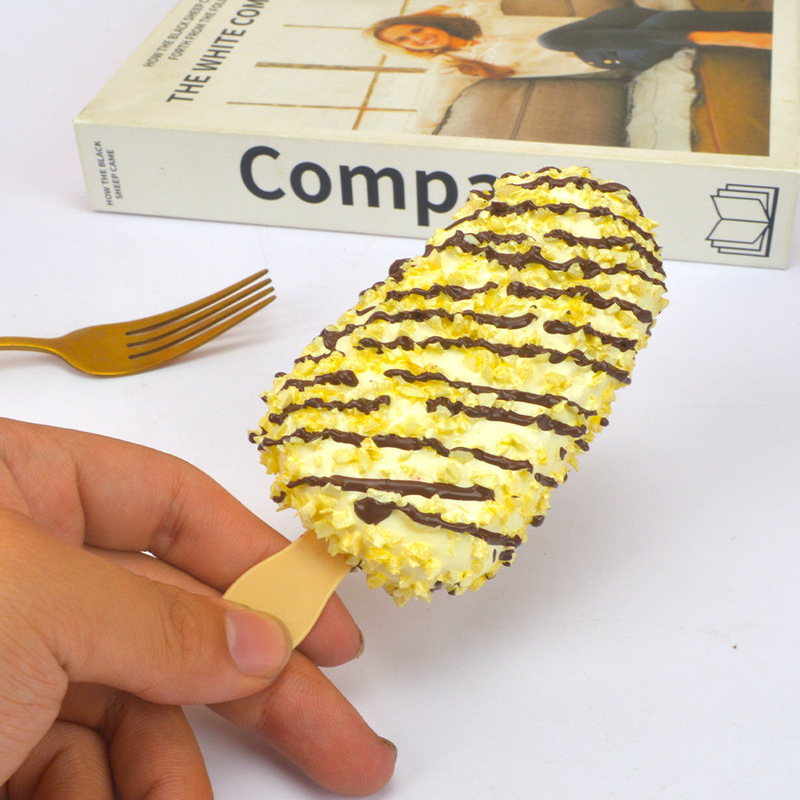 シミュレーションアイスクリーム13cm大チョコレートクリームサンドイッチアイスクリーム1対1モデルシミュレーション食品冷蔵庫貼り付けゲーム|undefined